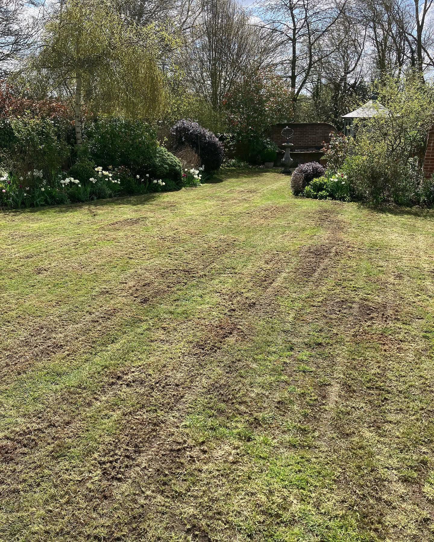 Cheap lawn cutting service residential Sudbury Ontario consumer equipment