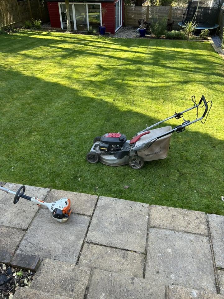 Cutting Edge Lawn and Landscaping Sudbury Ontario early days startup equipment in 2020