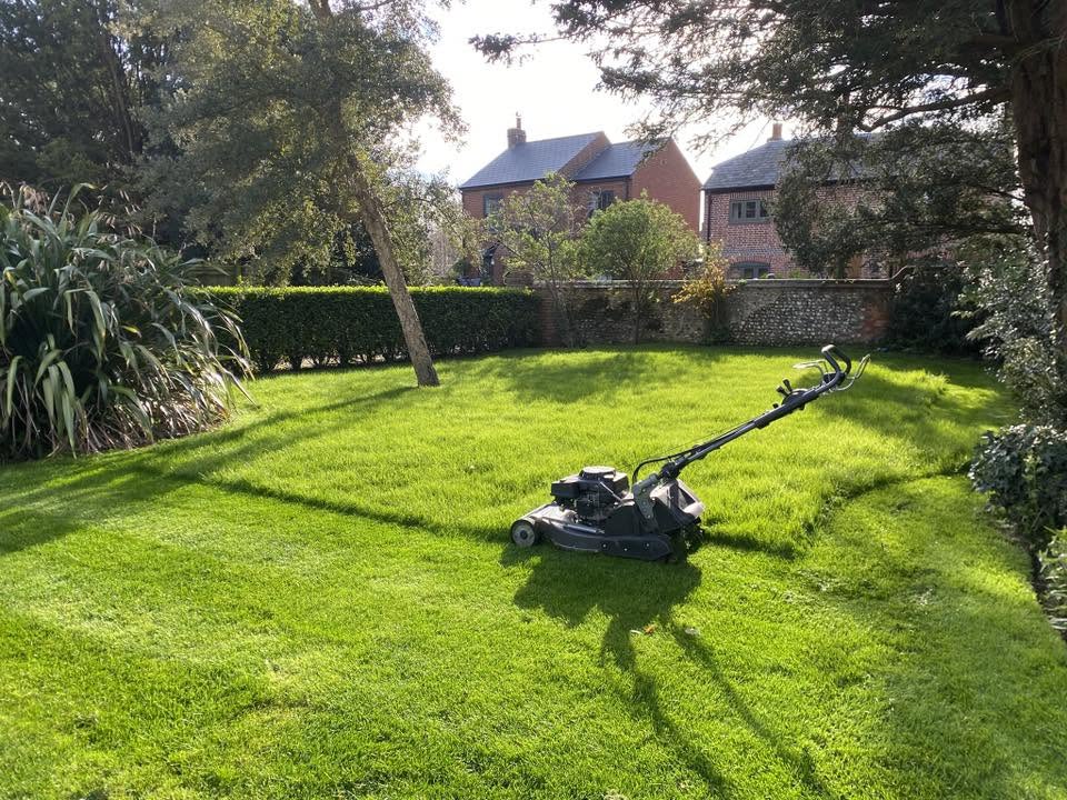 Sudbury Ontario lawn showing results depend on what lawn care tasks are done not who does them