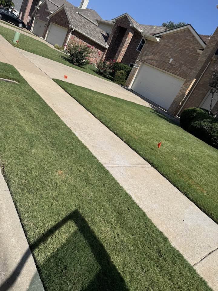 Corner lot extra edging trimming lawn care Greater Sudbury Ontario cost more